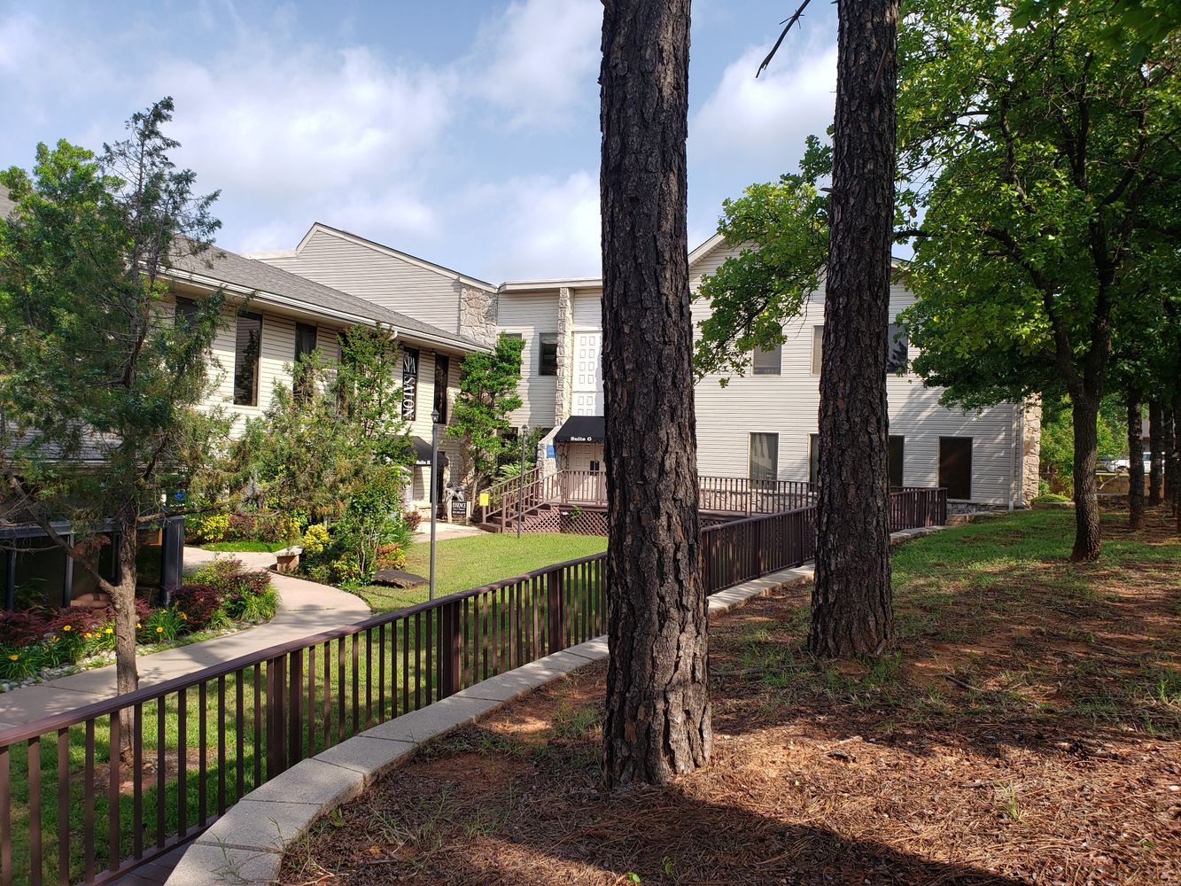 BLDG G At Waterwood Office Park 1015 Waterwood Pkwy Ste G, Edmond, OK